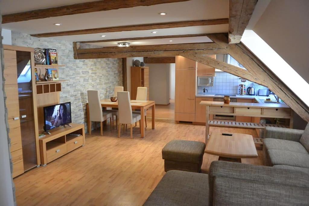 Apartment S10 In Bester Lage Stilvoll Im Zentrum Von Bayreuth Mit Klimaanlage Und Parkplatz Экстерьер фото